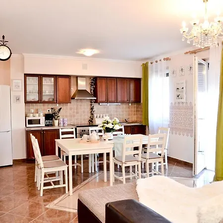 Tip-top Apartman * Hajduszoboszlo